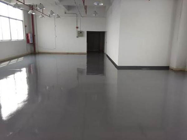 地面厚層自流平的處理方法 地面厚層自流平的處理方法